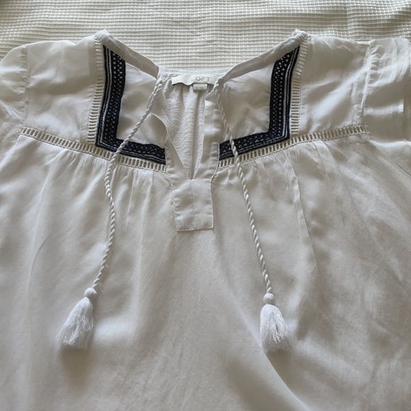 LOFT Peasant top white embroidered size M - Picture 4 of 4
